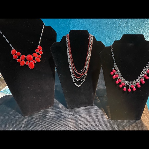 Necklace - Picture 2 of 2